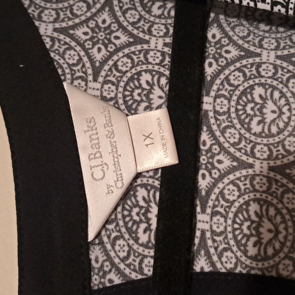 CJ Banks Dress.  1X - Picture 3 of 9